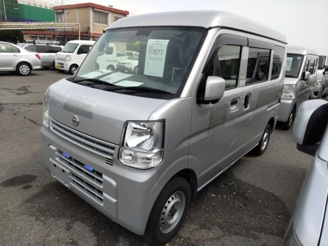 7077 Nissan Clipper van DR17V 2017 г. (LUM Kobe Nyusatsu)